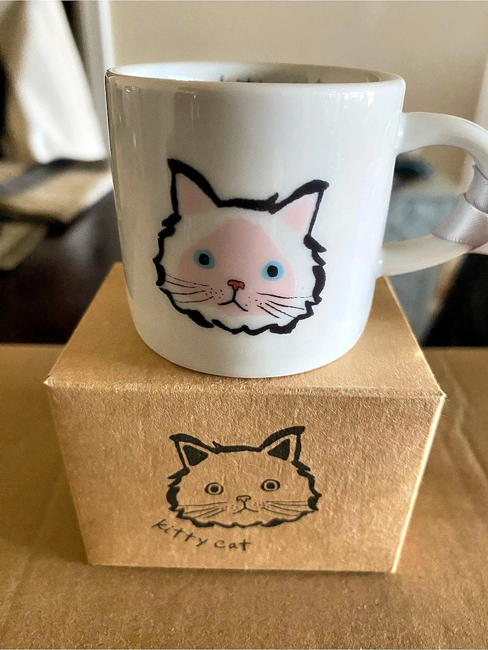 Pet Shop Kitty Cat Espresso Mini Mug in White & Pink New in Box